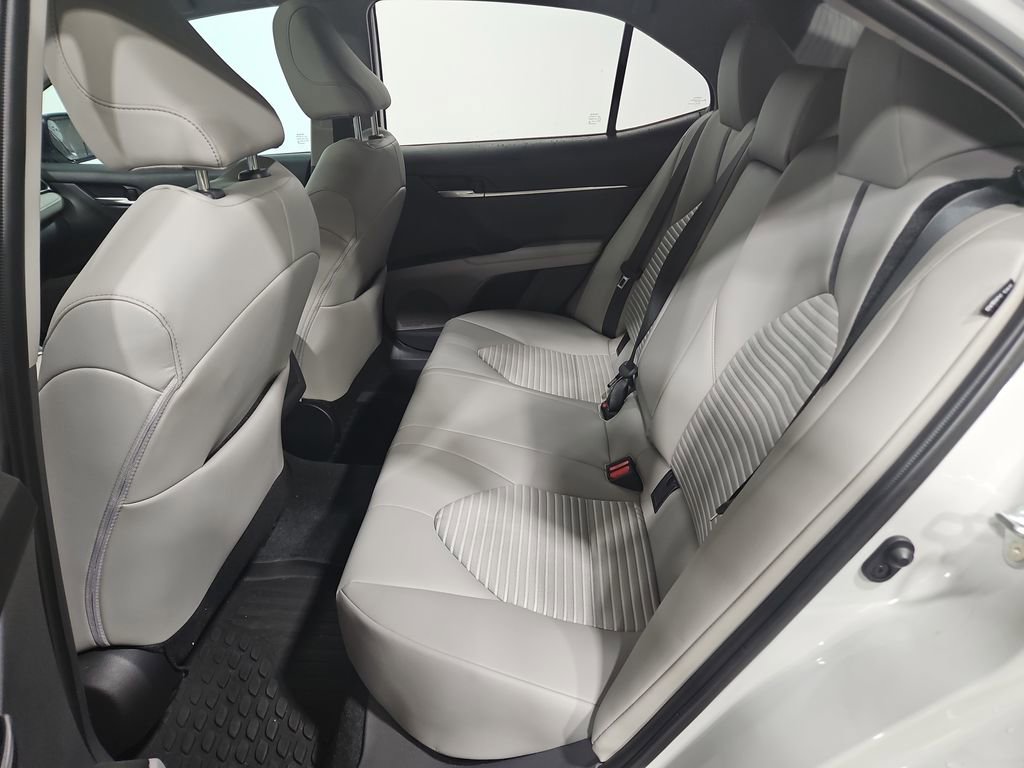 Used 2023 Toyota Camry SE w/ Cold Weather Package image 26