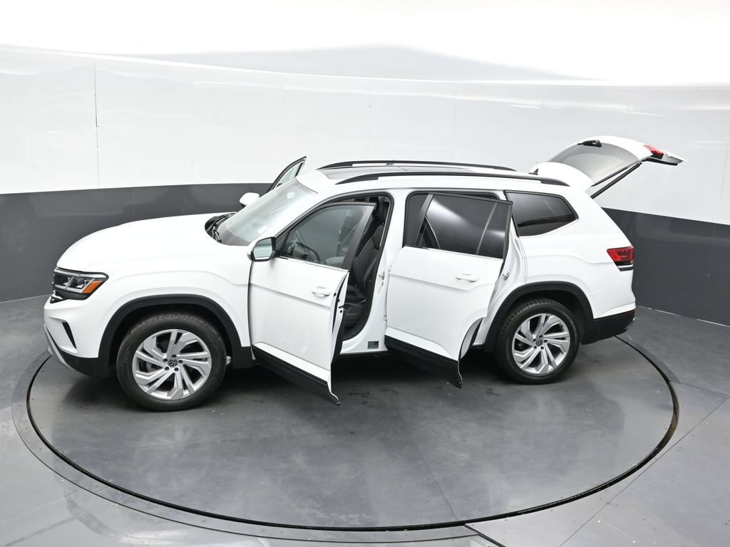 Used 2023 Volkswagen Atlas SE w/ Panoramic Sunroof Package AWD/4WD image 50