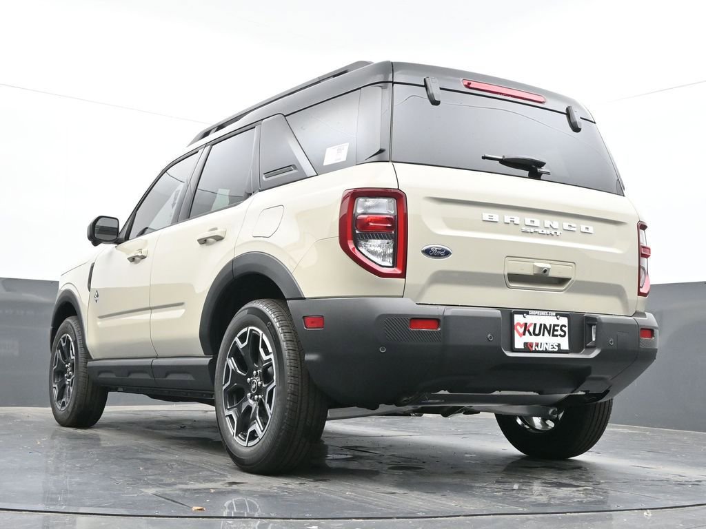 New 2025 Ford Bronco Sport Outer Banks w/ Outer Banks Tech Package+ image 48