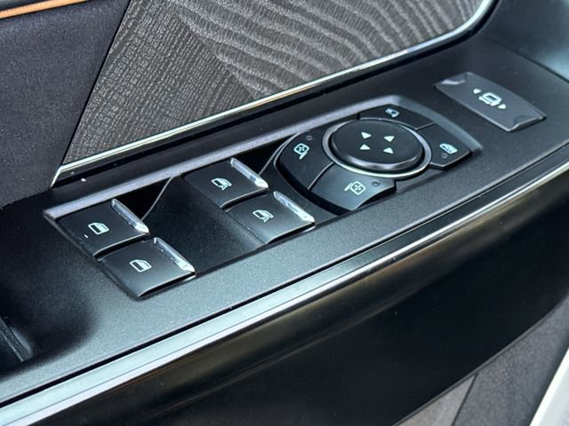 Used 2022 Ford F150 Platinum w/ Equipment Group 701A High image 21