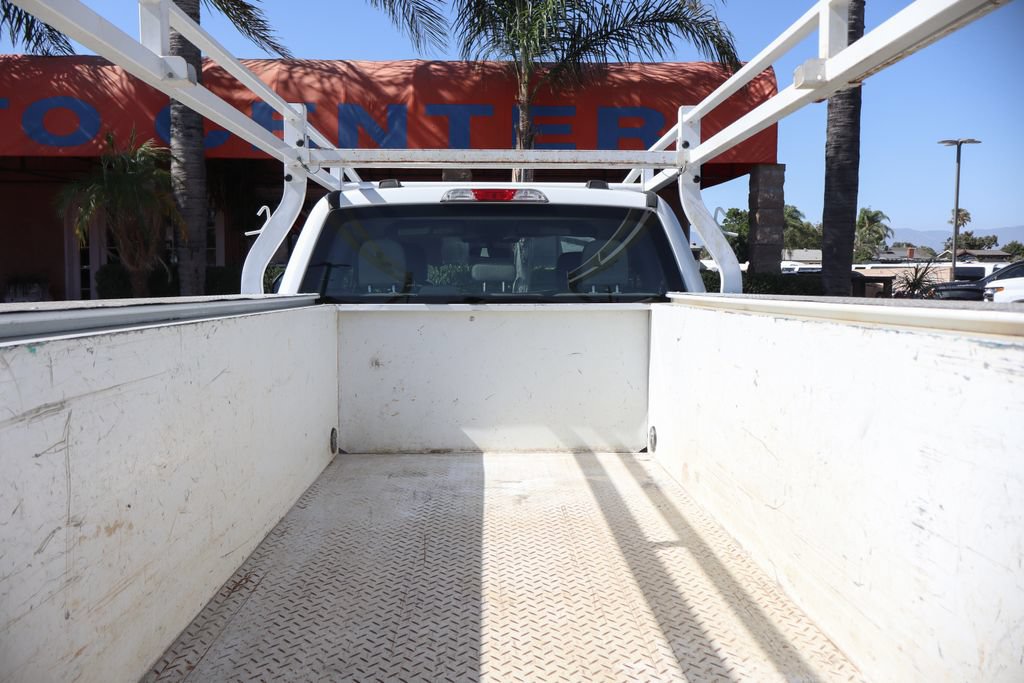 Used 2022 Ford F350 XL w/ Power Equipment Group RWD image 8