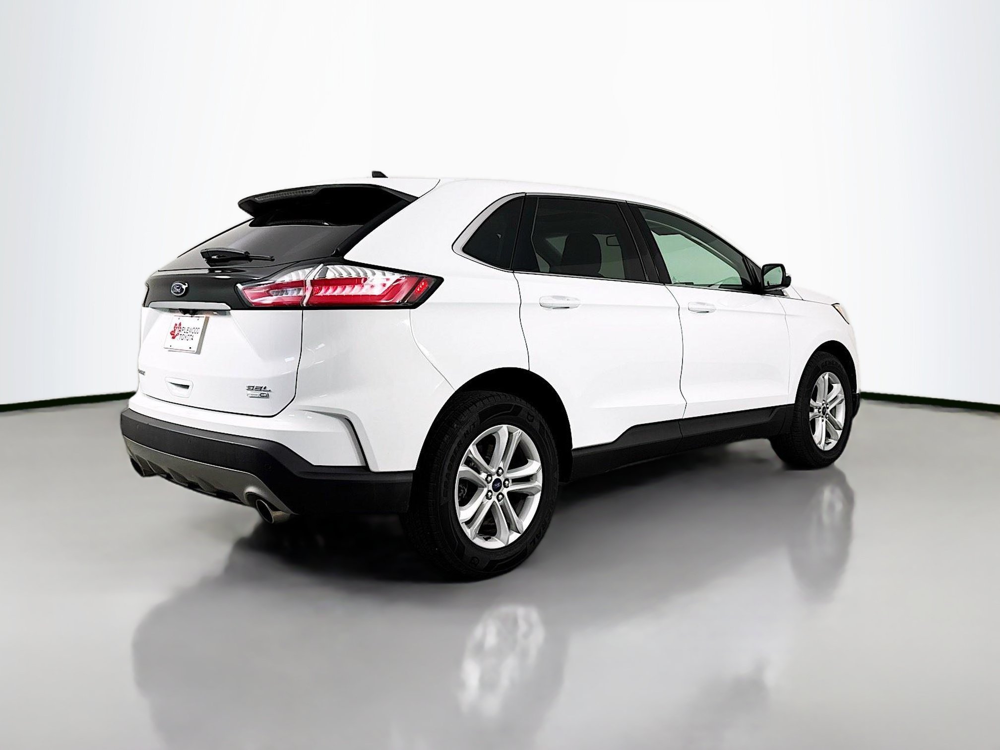 Used 2020 Ford Edge SEL w/ Cold Weather Package AWD/4WD image 7