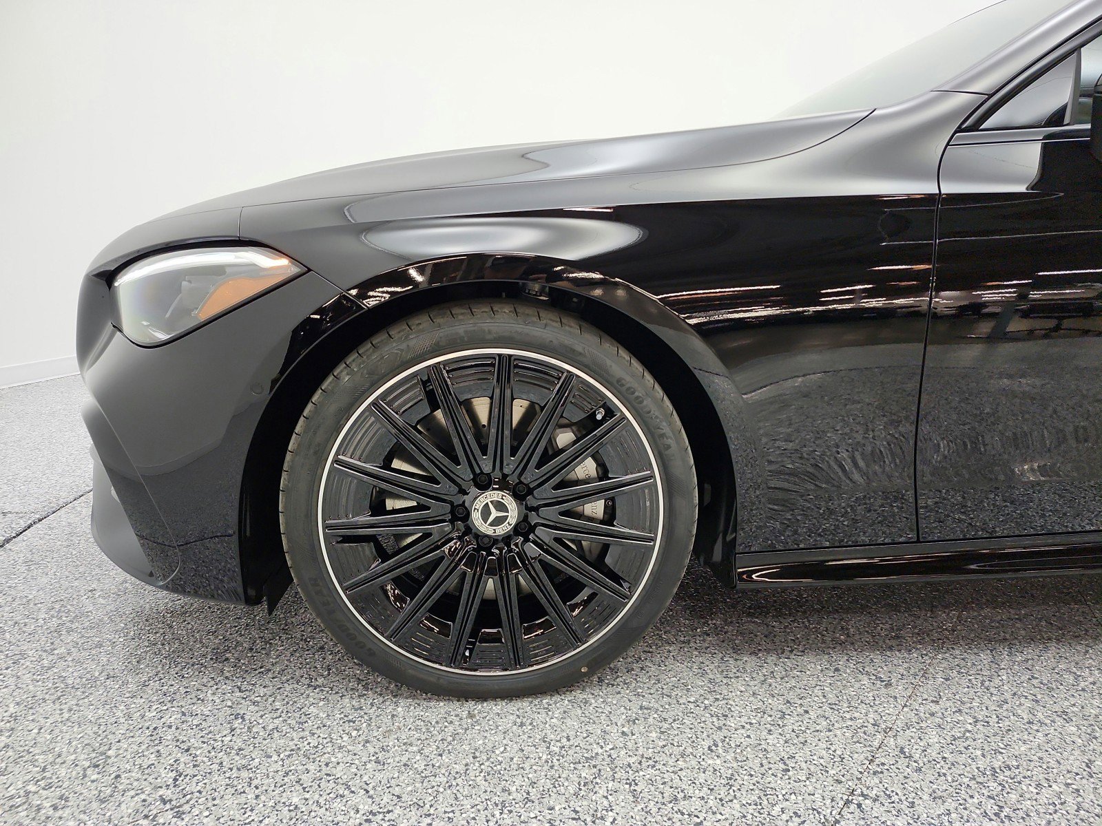New 2026 Mercedes-Benz CLE 450 4MATIC Coupe image 15
