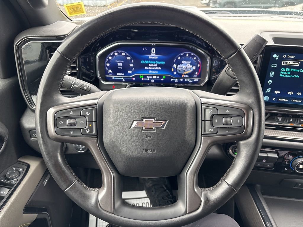 Used 2024 Chevrolet Silverado 2500 ZR2 w/ Technology Package image 29