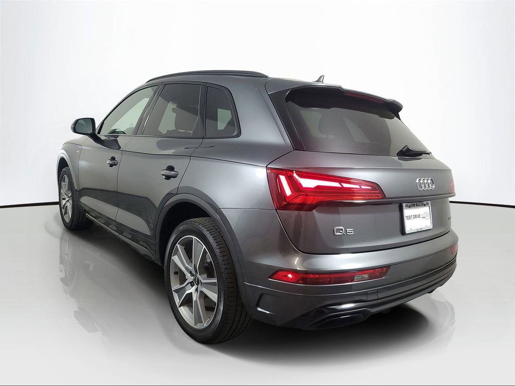 Certified 2025 Audi Q5 2.0T Premium AWD/4WD image 4