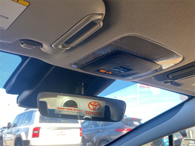 New 2026 Toyota Prius Plug-In Hybrid image 25