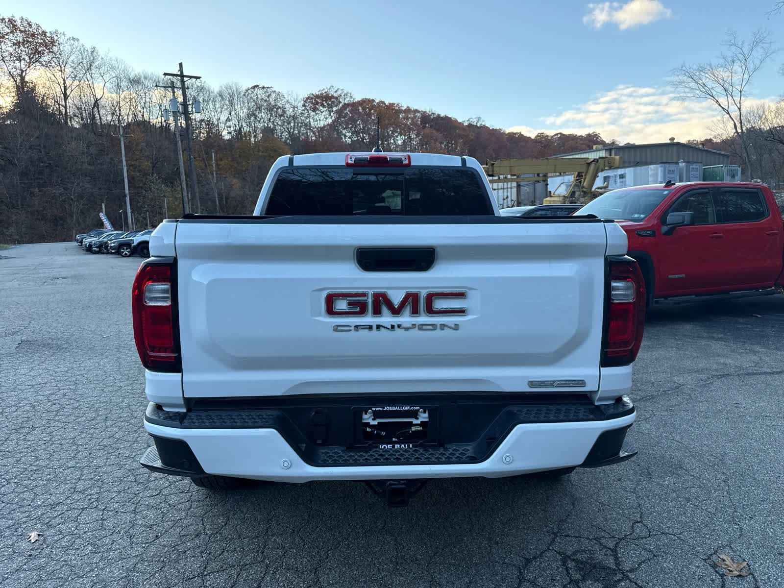 Used 2025 GMC Canyon Elevation w/ Convenience Package image 6