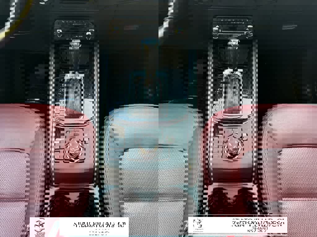 Used 2024 MAZDA CX-5 Carbon Edition image 12