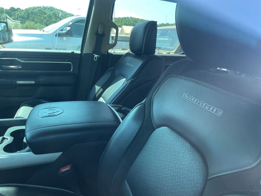 Used 2020 RAM 1500 Laramie AWD/4WD image 17