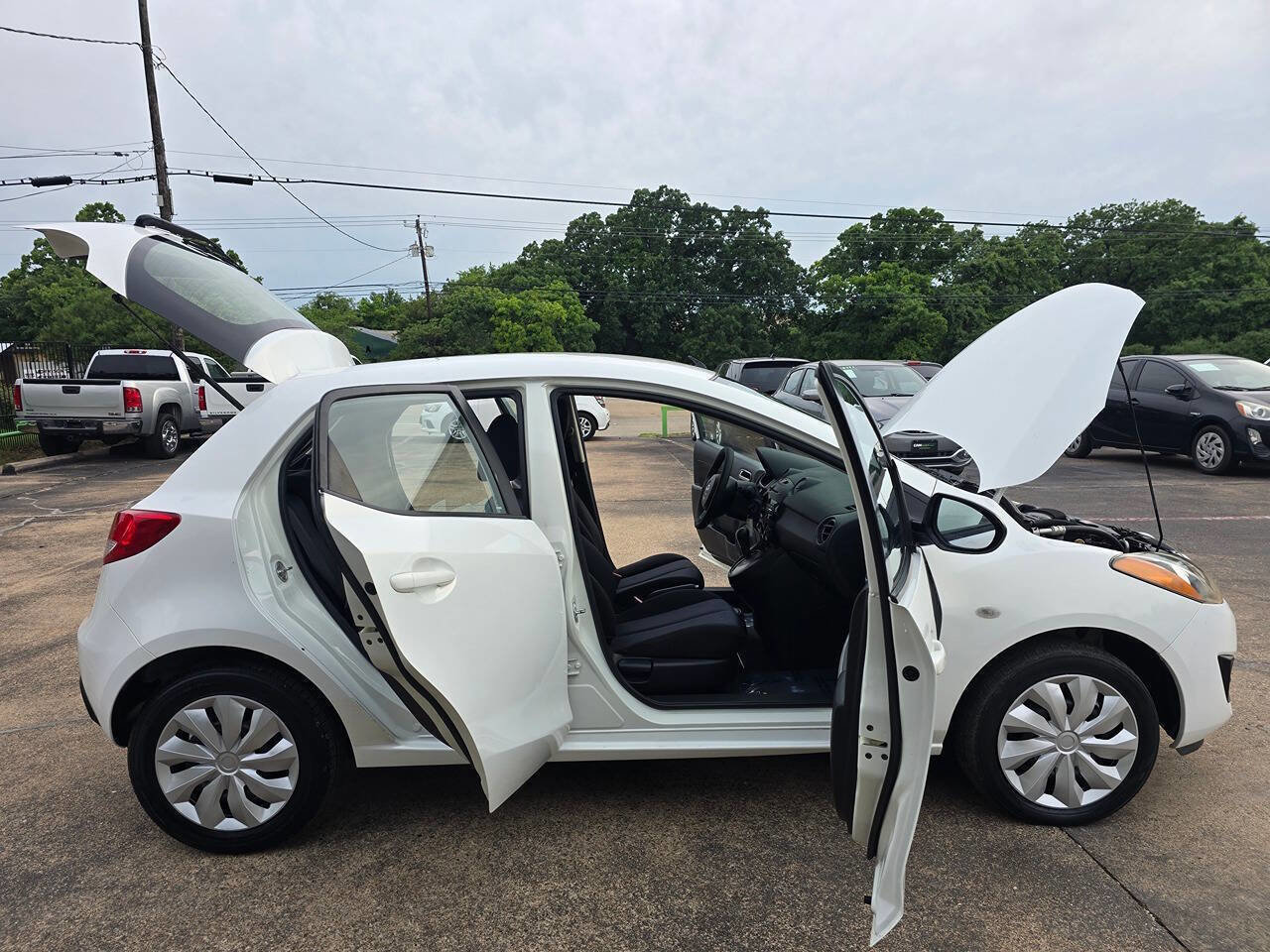 Used 2012 MAZDA MAZDA2 Sport image 42