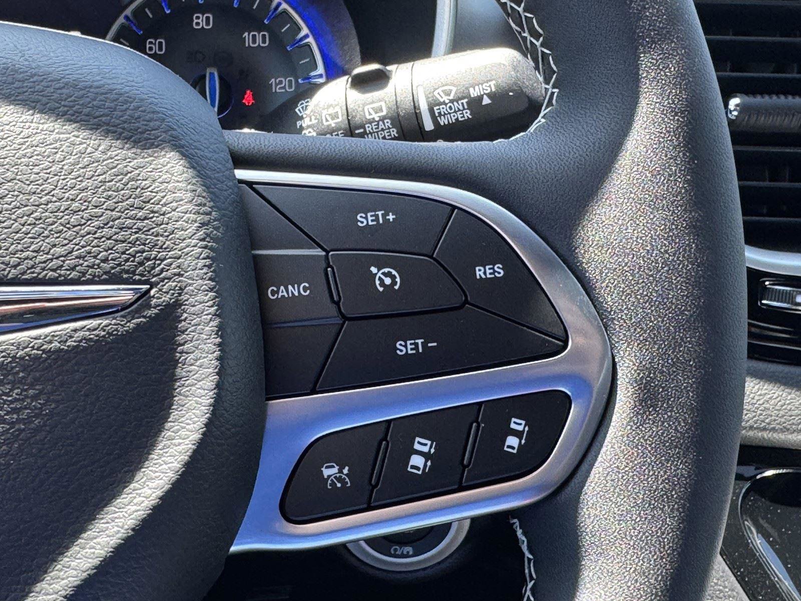 New 2025 Chrysler Voyager LX FWD image 19