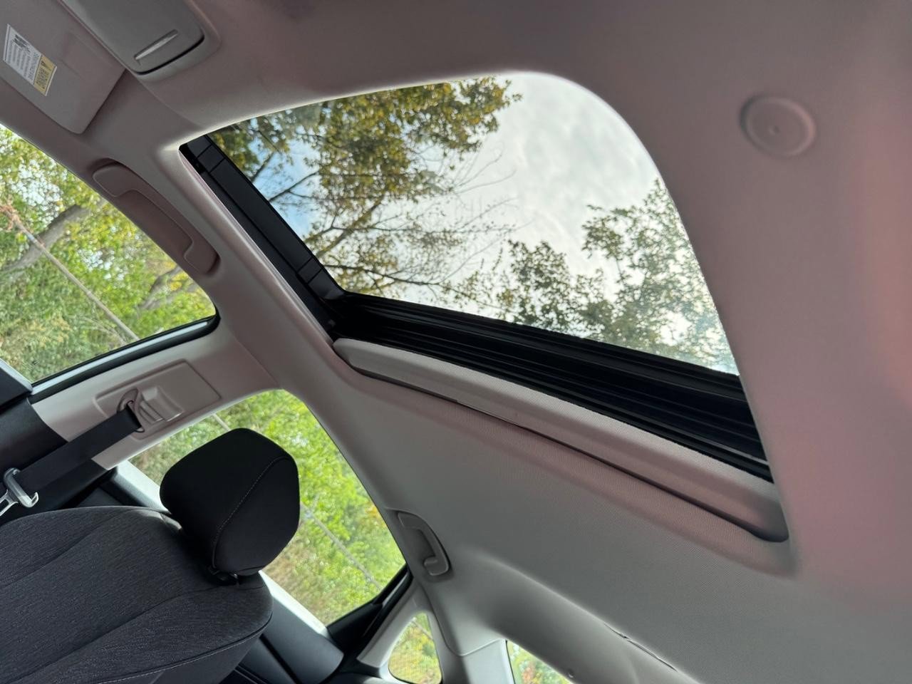 Used 2023 Honda Accord EX image 18