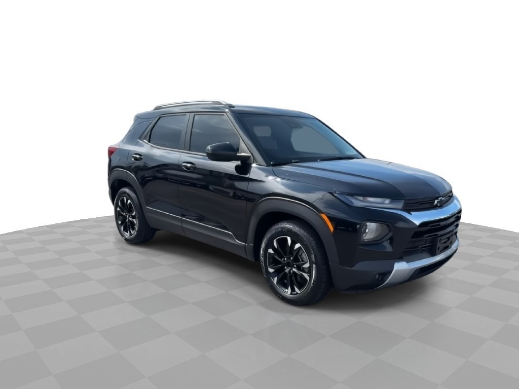 Certified 2021 Chevrolet TrailBlazer LT w/ Convenience Package FWD image 2