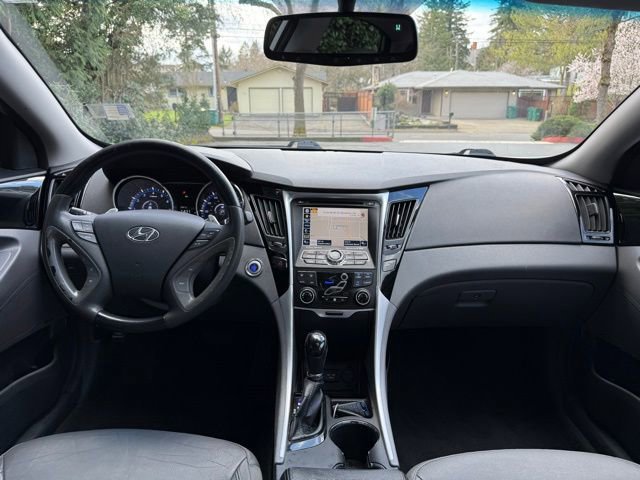 Used 2012 Hyundai Sonata Limited w/ Navigation Pkg image 14