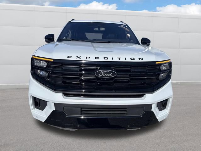 Used 2025 Ford Expedition Platinum w/ Stealth Performance Package image 13