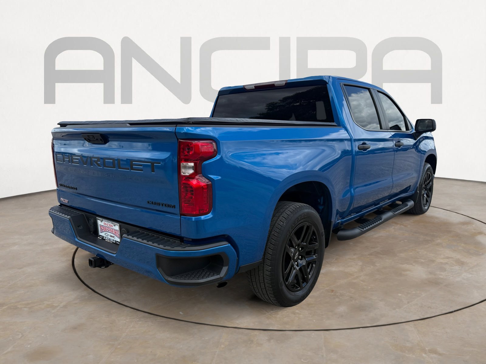 Used 2024 Chevrolet Silverado 1500 Custom w/ LPO, Dark Essentials Package image 10