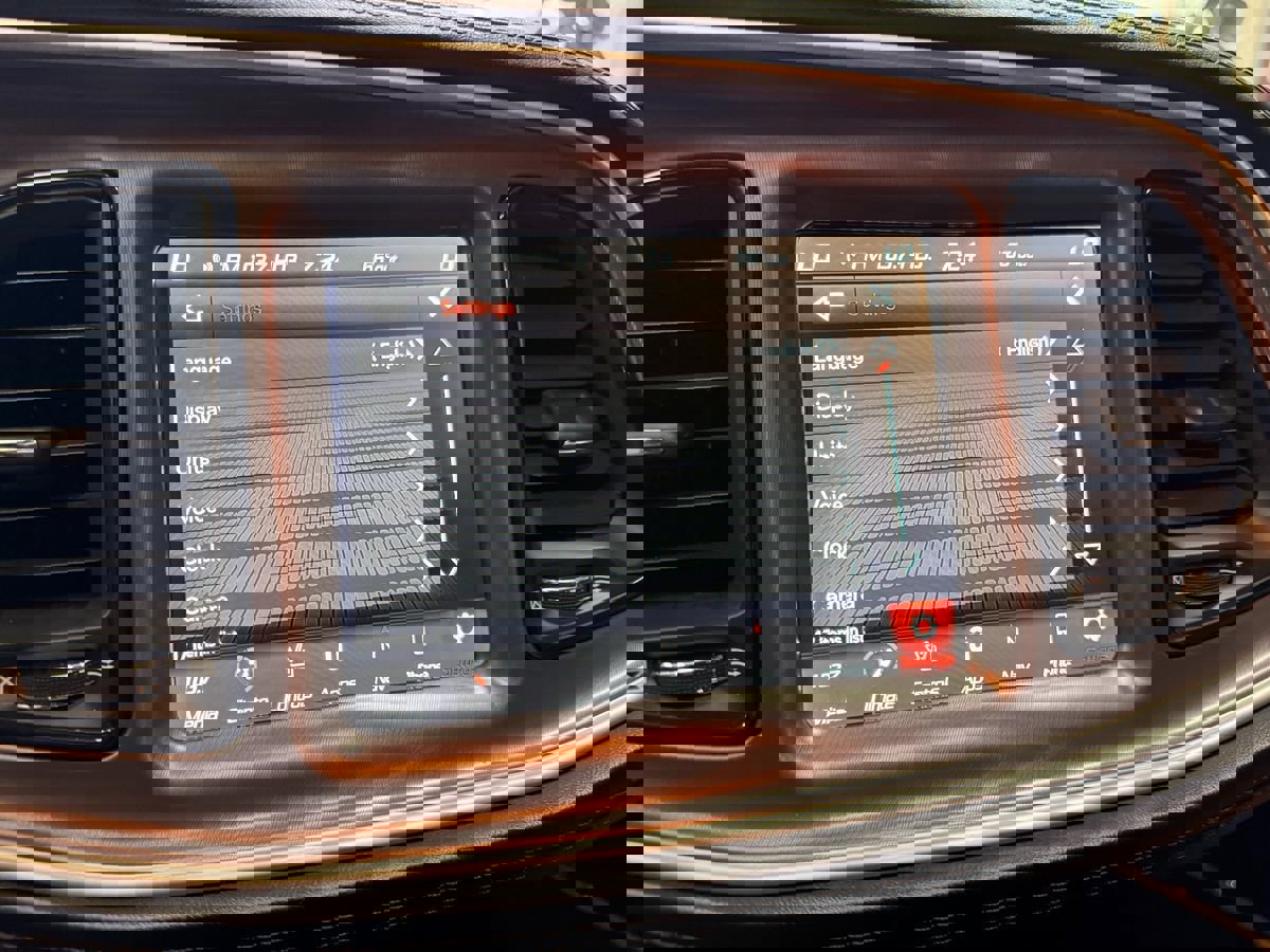 Used 2021 Dodge Challenger R/T Scat Pack w/ Plus Package image 32