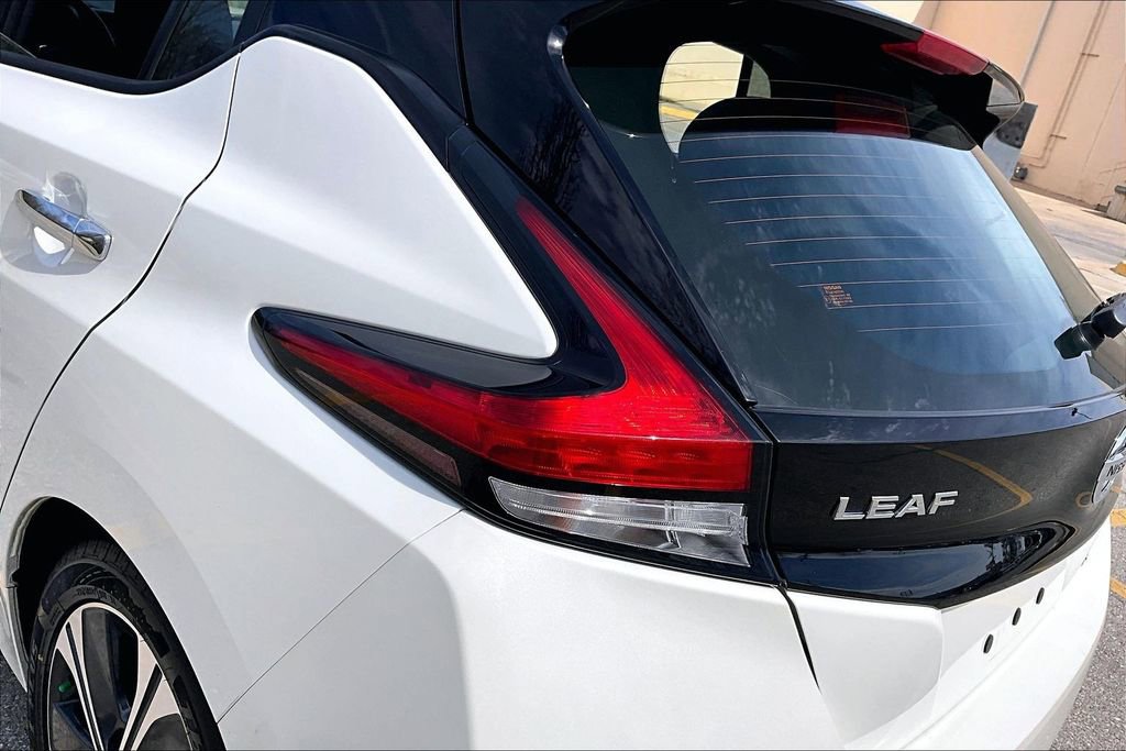 Used 2019 Nissan Leaf SV w/ SV Technology Package image 30