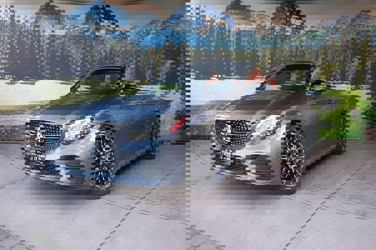 Used 2020 Mercedes-Benz C 300 Cabriolet image 1