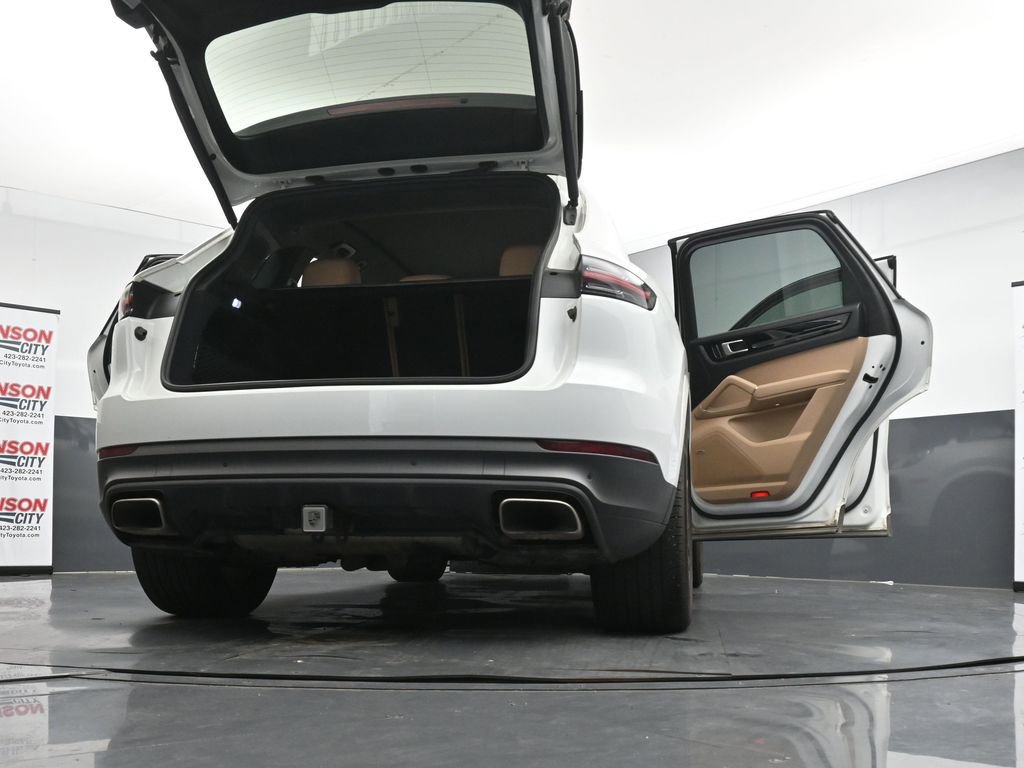 Used 2019 Porsche Cayenne image 29