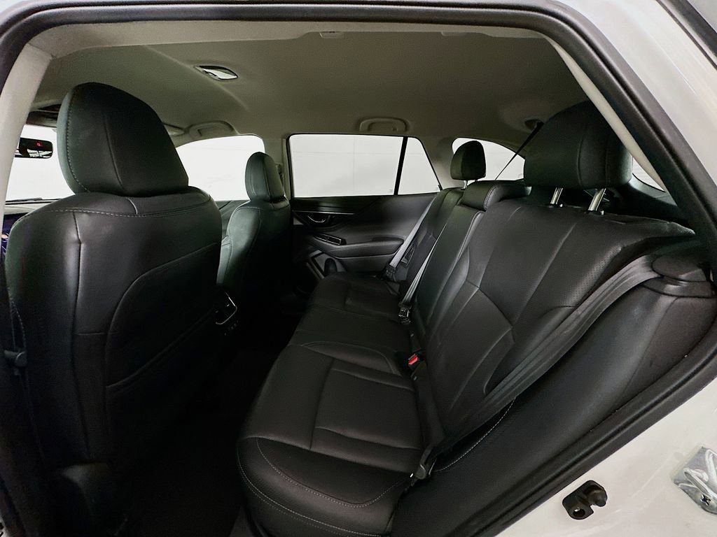 Used 2021 Subaru Outback Limited image 23