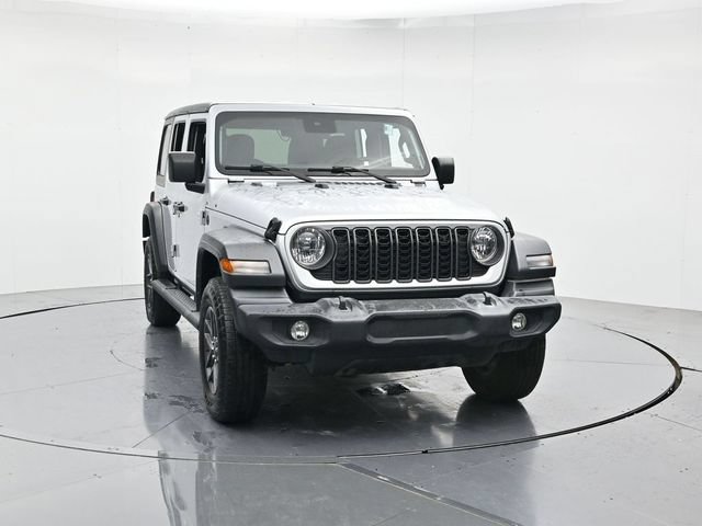 Used 2024 Jeep Wrangler Unlimited Sport AWD/4WD image 4