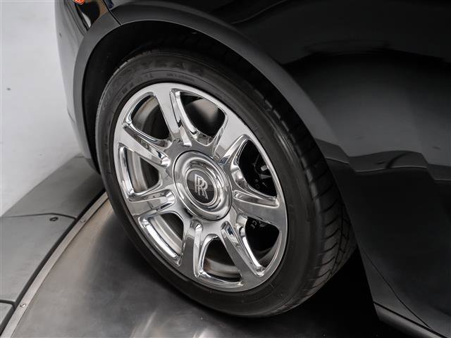 Used 2014 Rolls-Royce Ghost RWD image 13