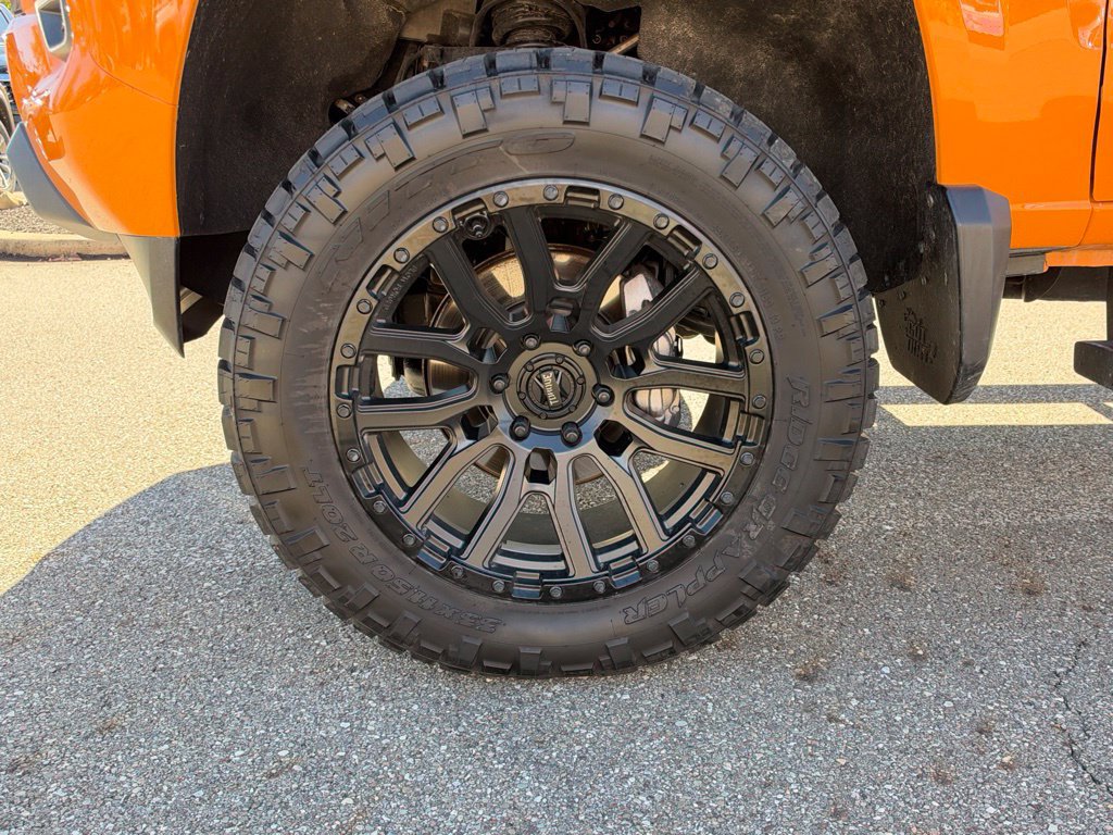 Used 2026 Chevrolet Colorado LT AWD/4WD image 10