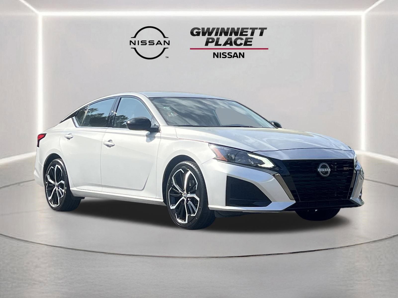 Used 2024 Nissan Altima 2.5 SR image 25