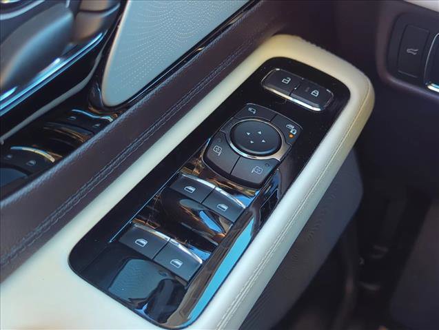 Used 2024 Lincoln Aviator Black Label image 17