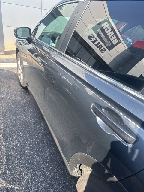 Used 2024 Honda CR-V EX-L image 12