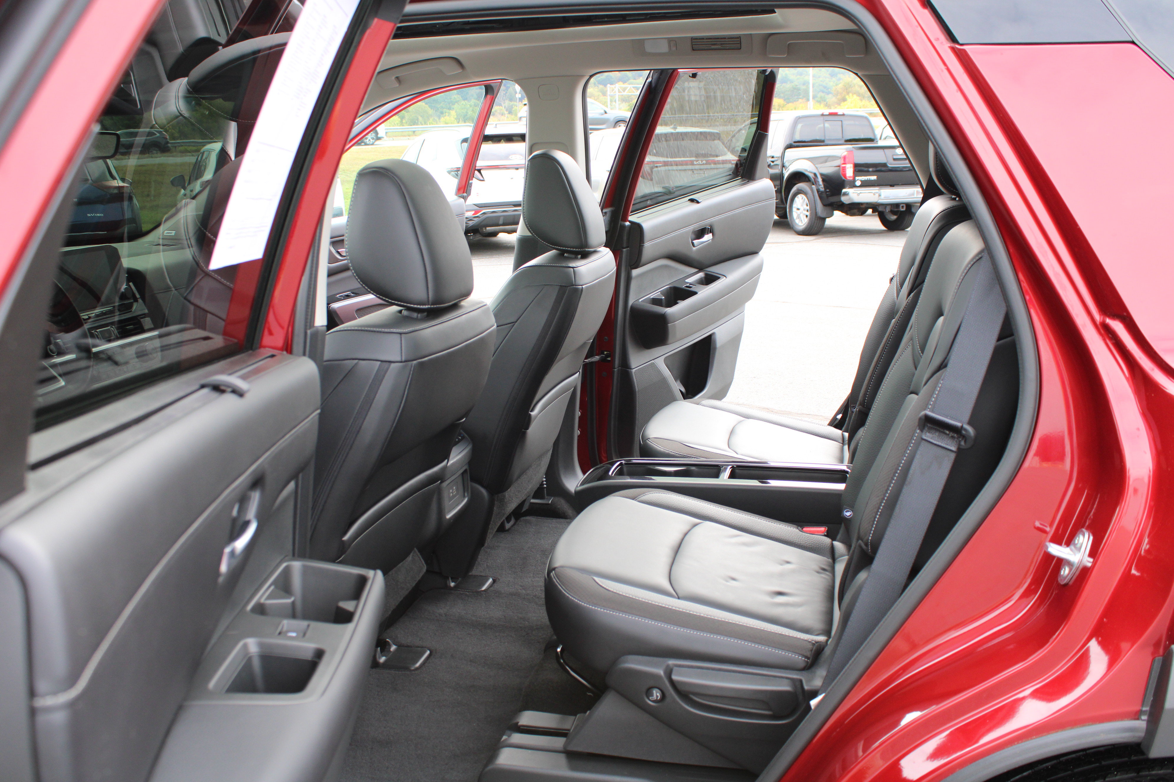 Used 2024 Nissan Pathfinder SL w/ SL Premium Package AWD/4WD image 20
