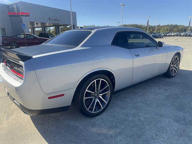 Used 2023 Dodge Challenger R/T RWD image 7