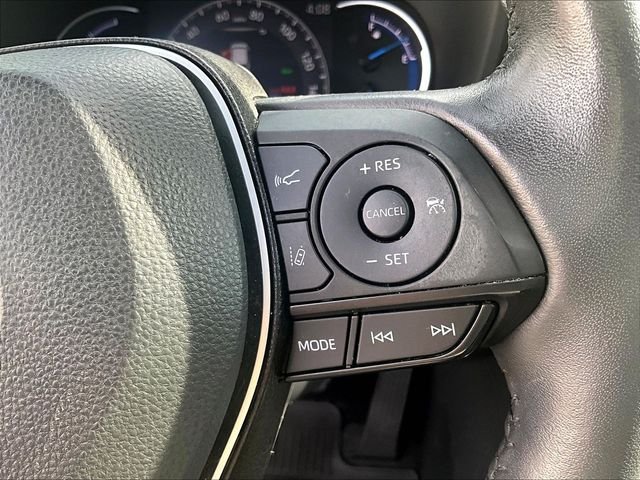 Used 2022 Toyota RAV4 Limited AWD/4WD image 25