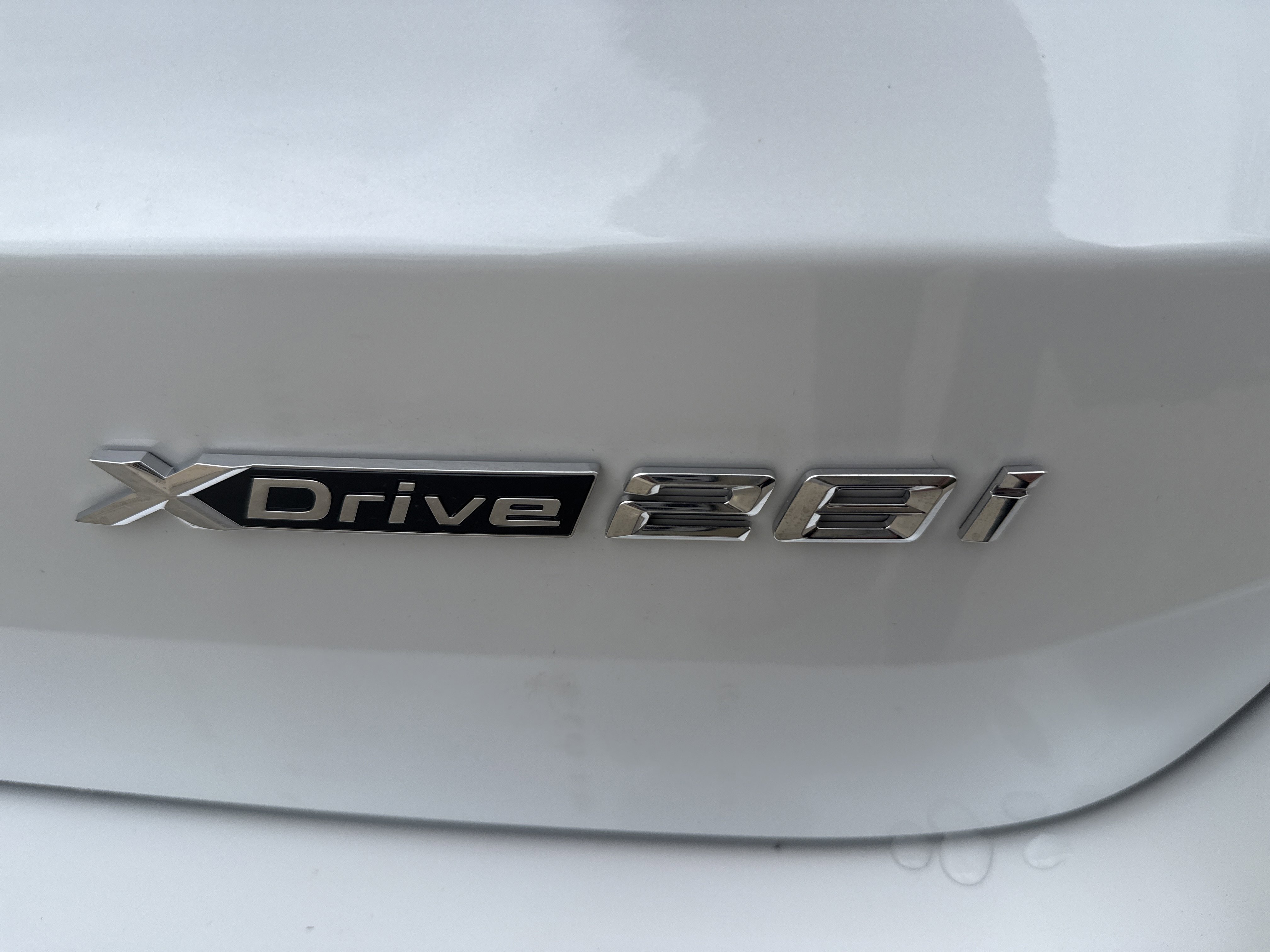 New 2026 BMW X1 xDrive28i w/ Technology Package AWD/4WD image 7