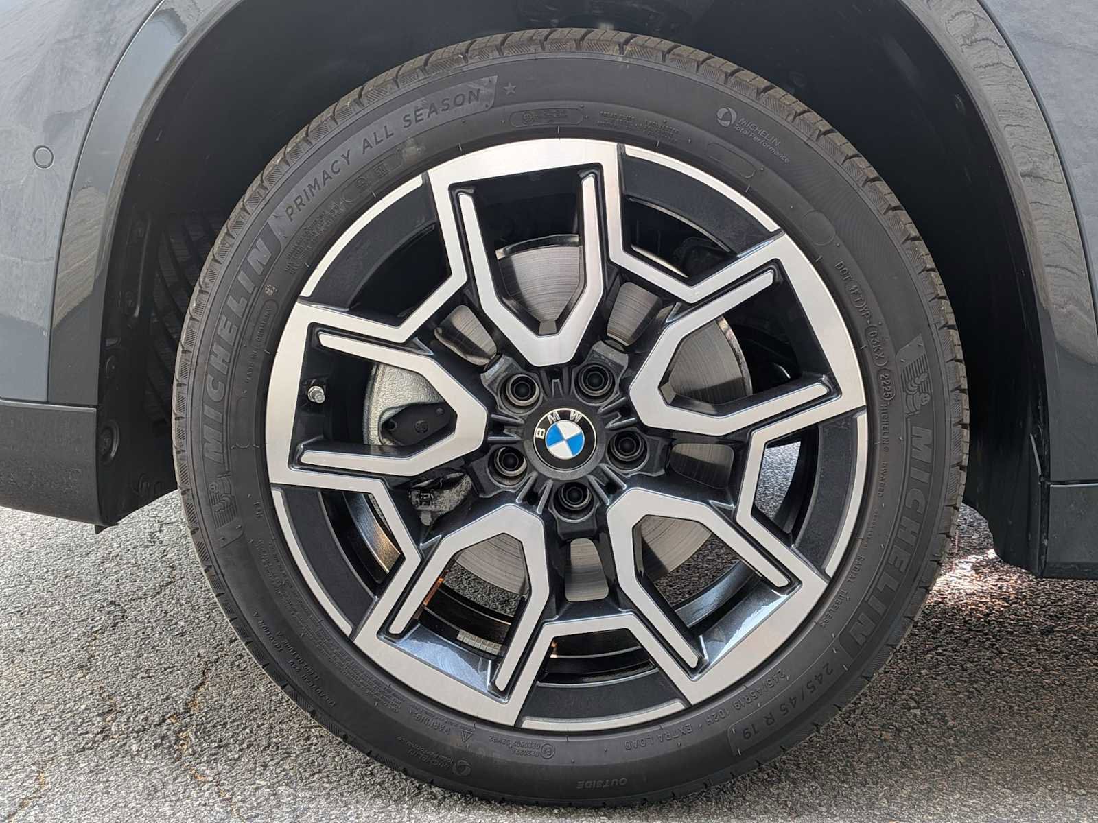 Used 2025 BMW X1 xDrive28i w/ Convenience Package AWD/4WD image 14