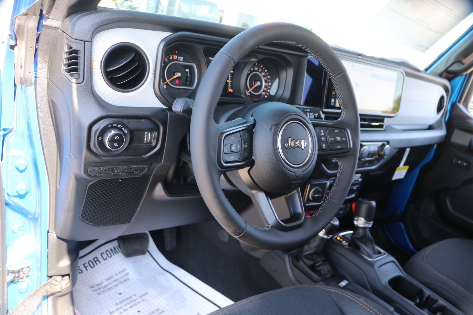 New 2026 Jeep Gladiator Mojave AWD/4WD image 14