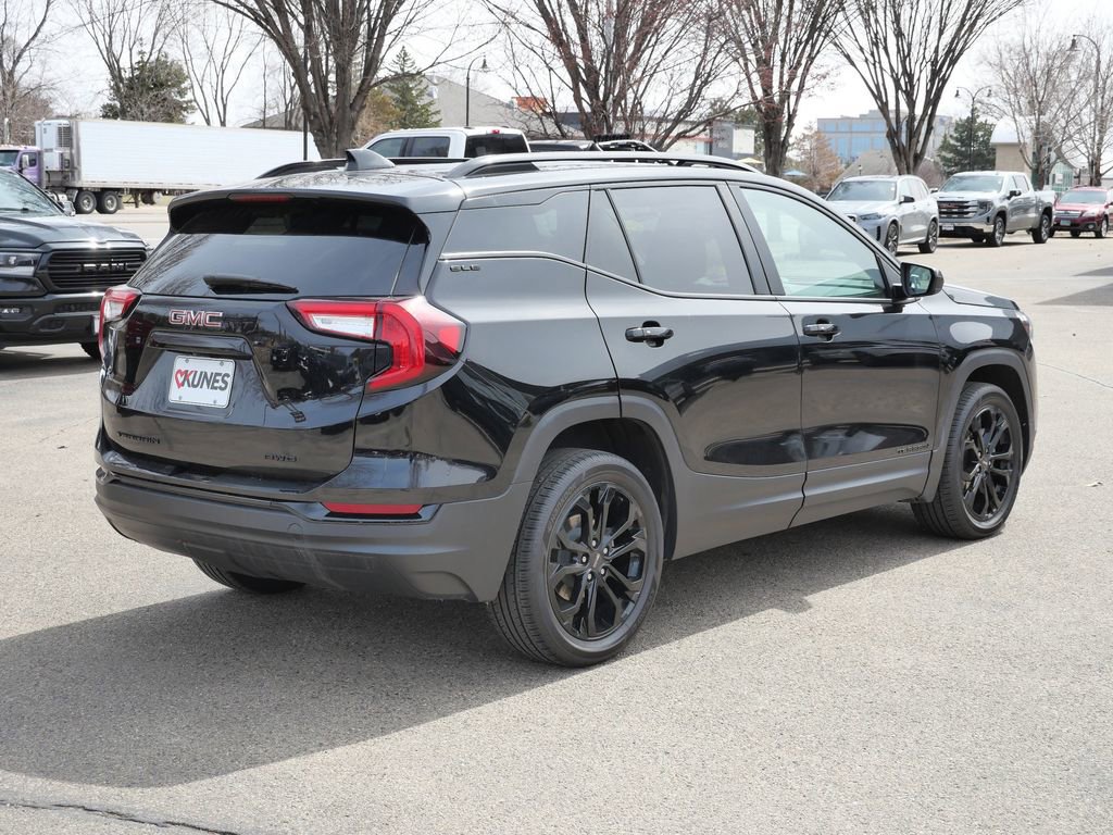 Used 2022 GMC Terrain SLE w/ Driver Convenience Package AWD/4WD image 13