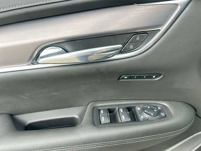 Used 2024 Cadillac XT6 Luxury FWD image 17