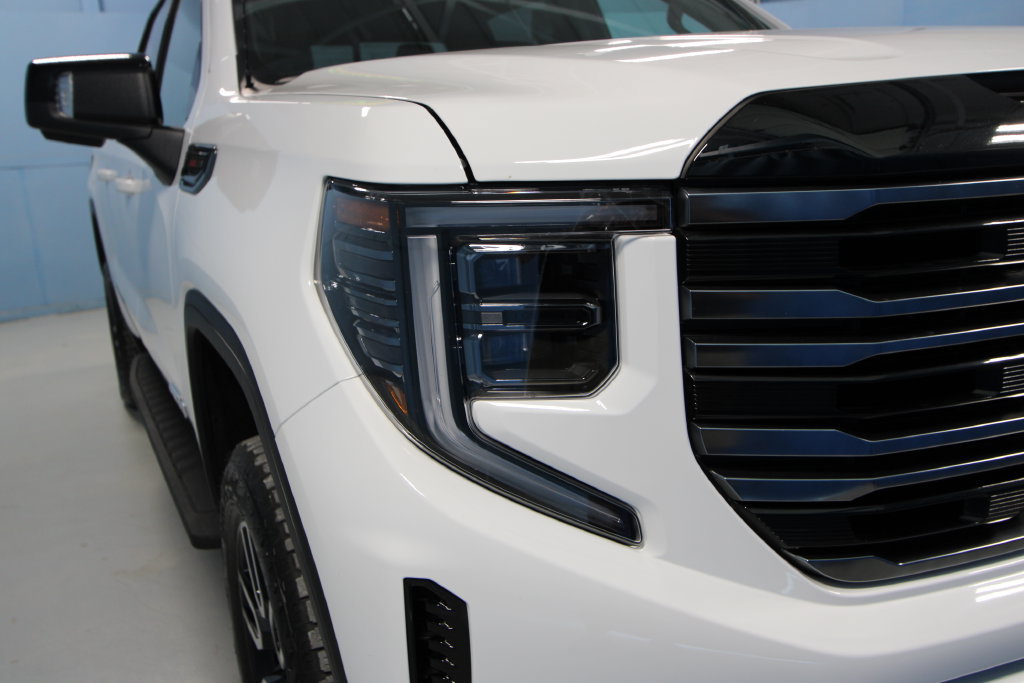 Used 2026 GMC Sierra 1500 AT4 w/ AT4 Premium Package AWD/4WD image 43