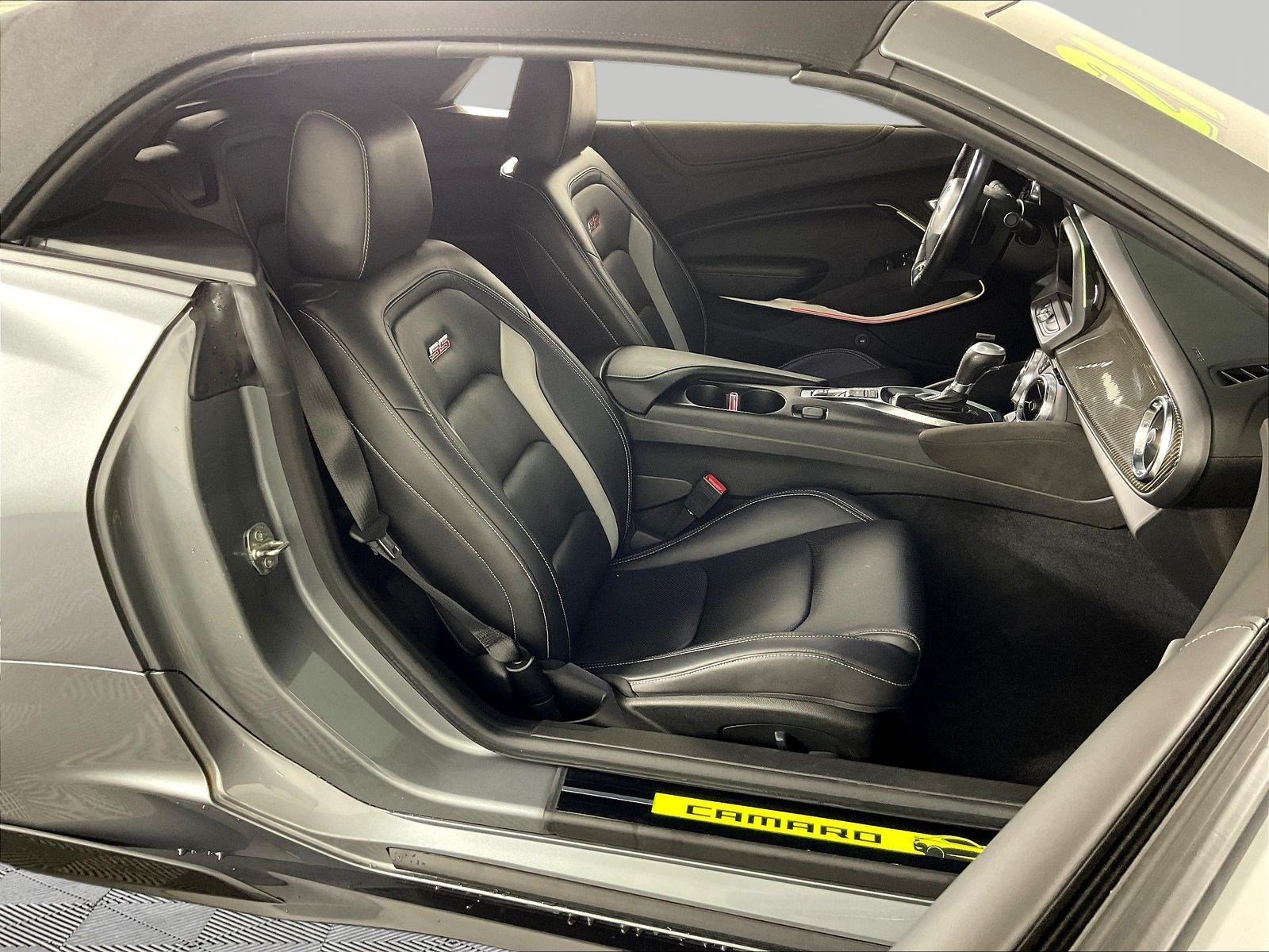 Used 2021 Chevrolet Camaro SS RWD image 27