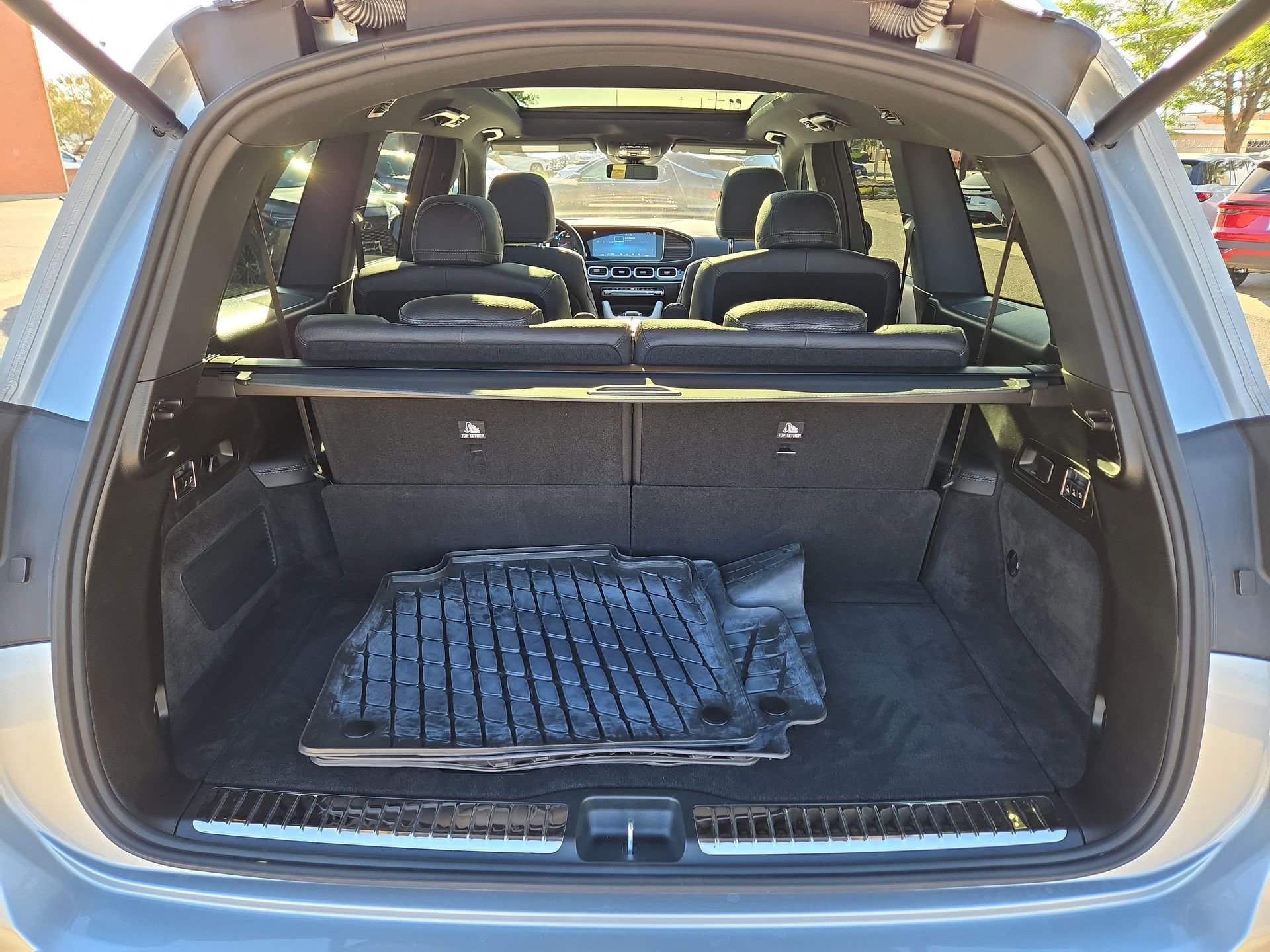 Used 2022 Mercedes-Benz GLS 450 4MATIC image 12