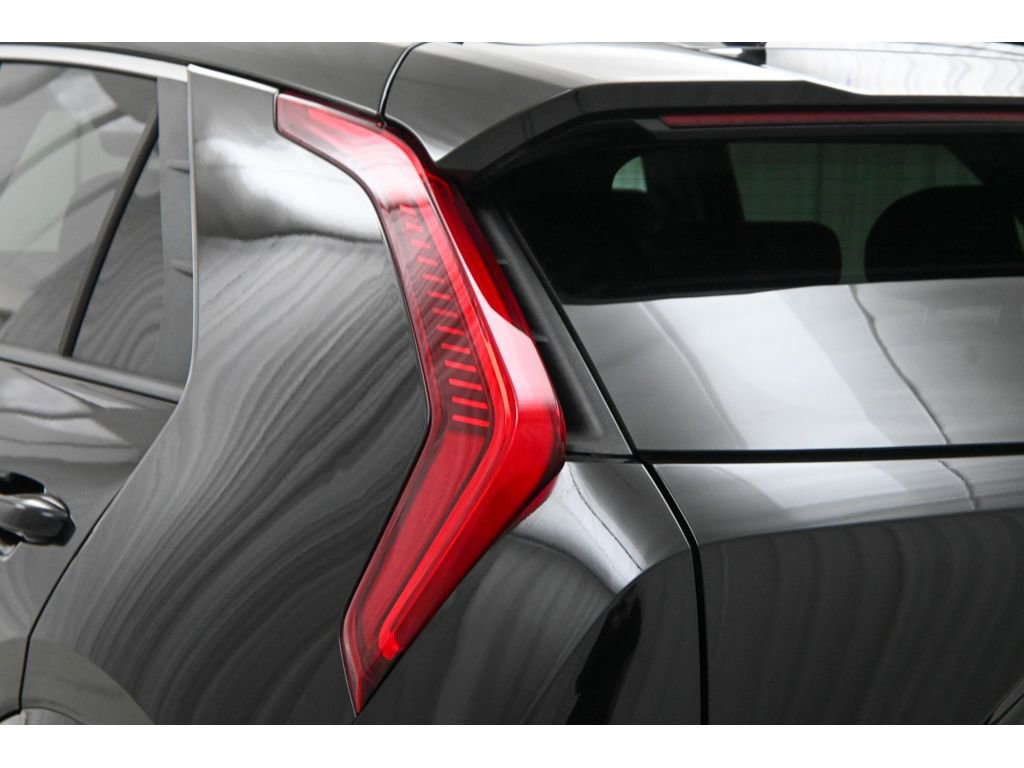 Certified 2025 Kia Niro Wind w/ Wind Preserve Package image 25