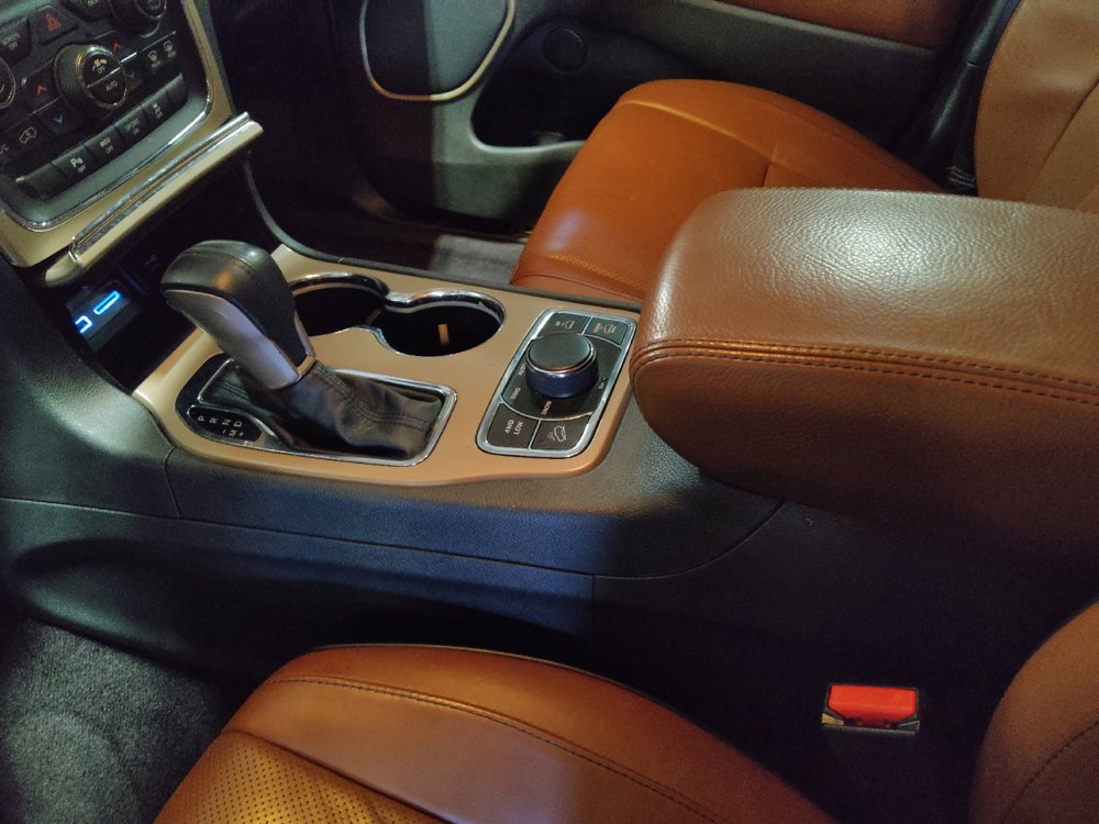 Used 2016 Jeep Grand Cherokee Summit w/ Platinum Series Group AWD/4WD image 26