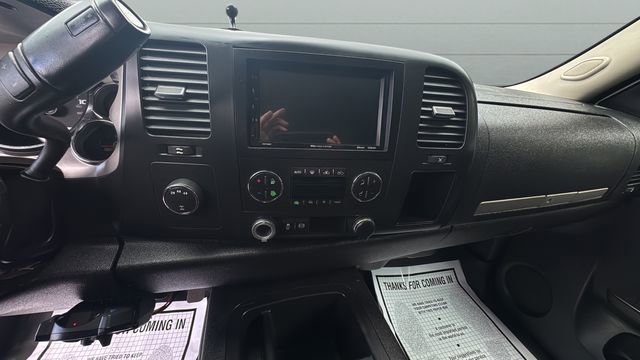 Used 2014 GMC Sierra 2500 SLE w/ SLE Preferred Package AWD/4WD image 14