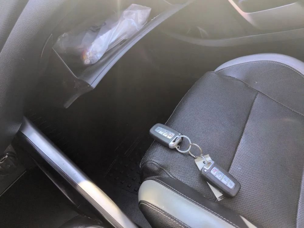 Used 2016 Hyundai Veloster Turbo w/ Option Group 04 image 24