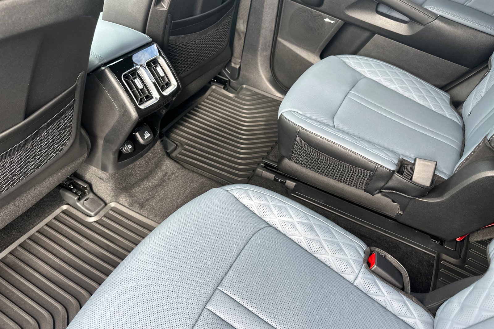 New 2025 Kia Sorento SX Prestige image 13