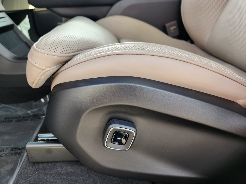 New 2026 Volvo EX90 Ultra image 13