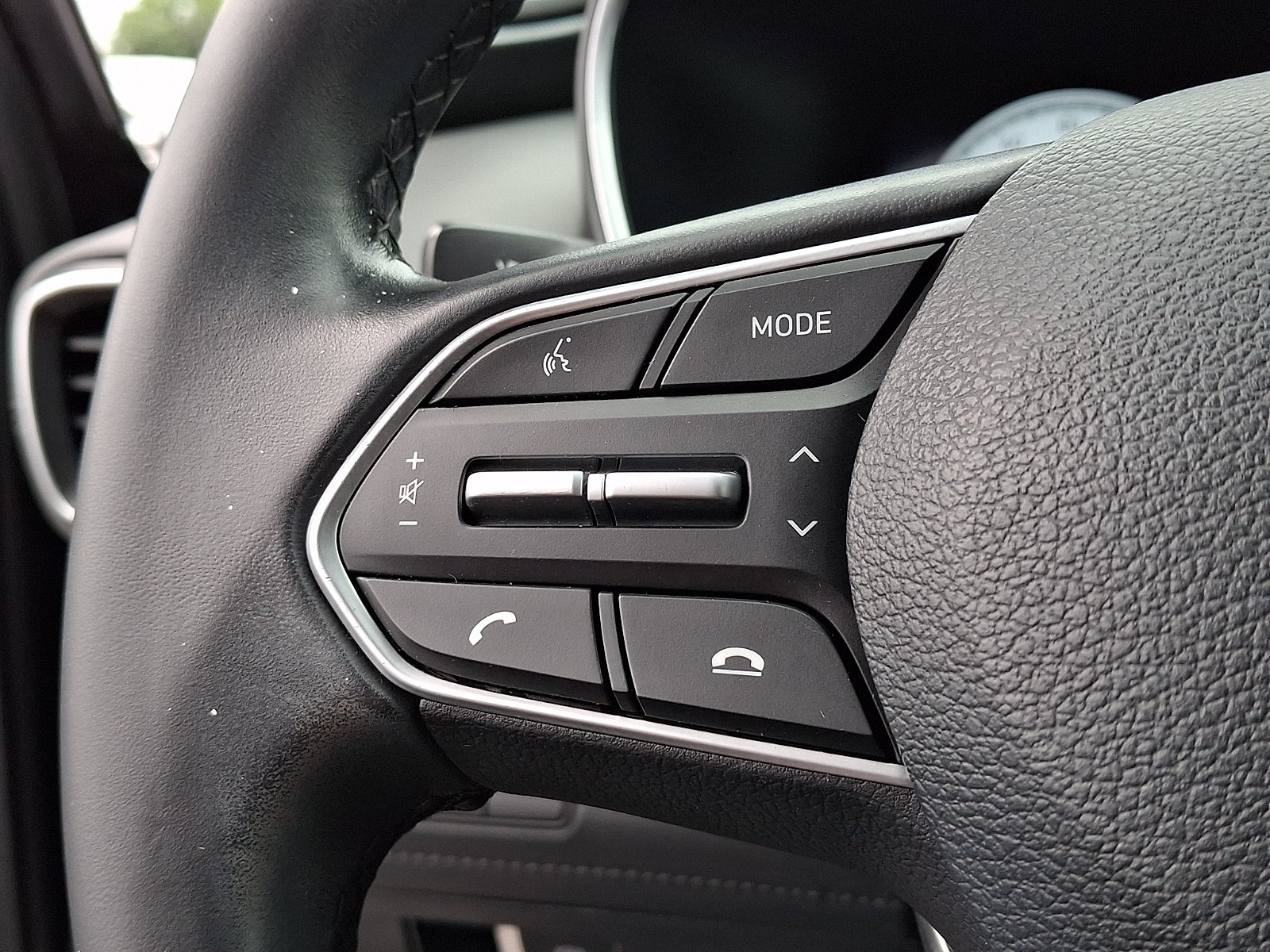 Used 2022 Hyundai Santa Fe SEL w/ Convenience + Premium Package AWD/4WD image 21