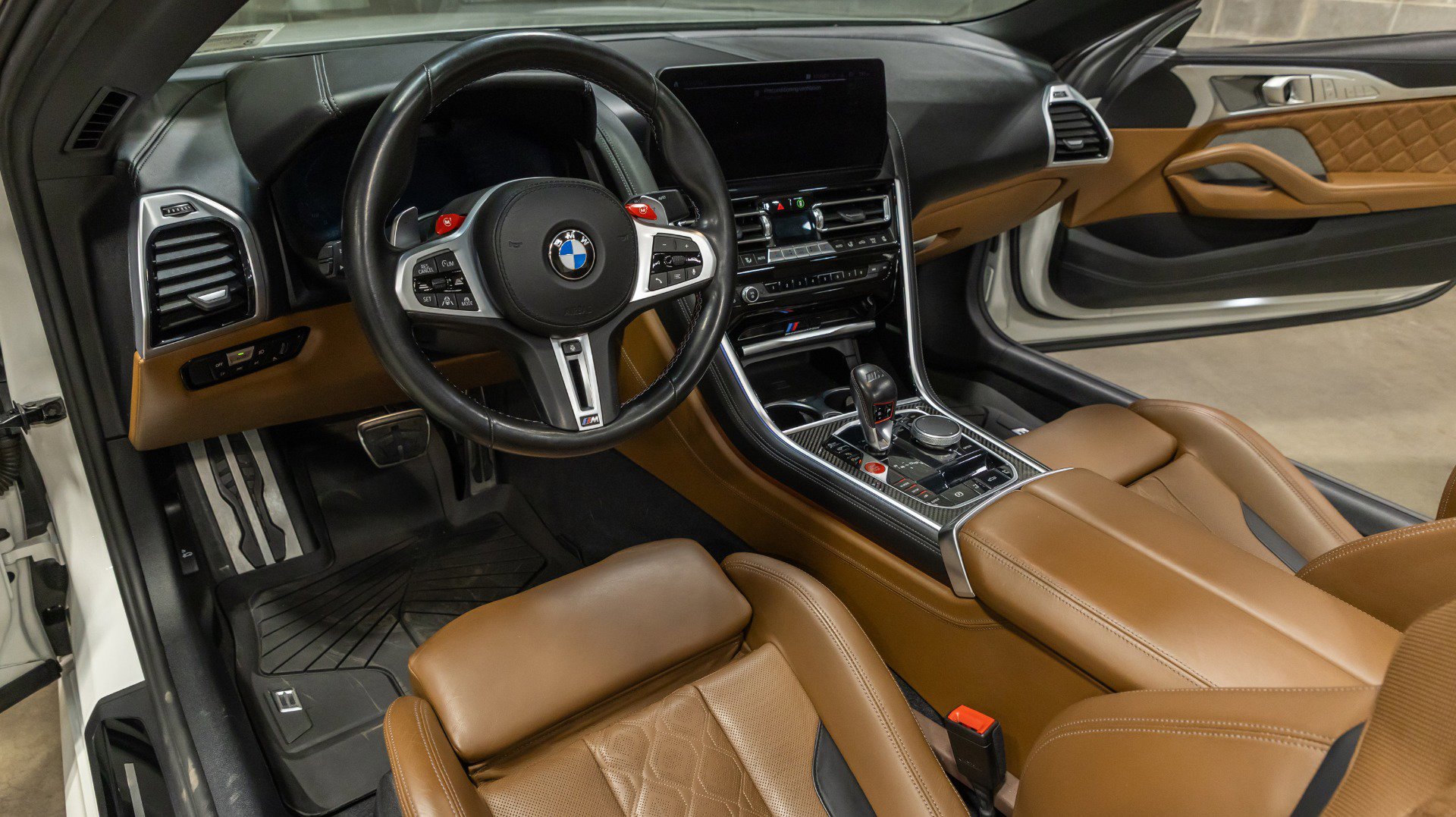 Used 2023 BMW M8 Competition image 41